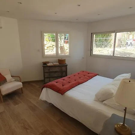 Le Petrus Hébergement de vacances *