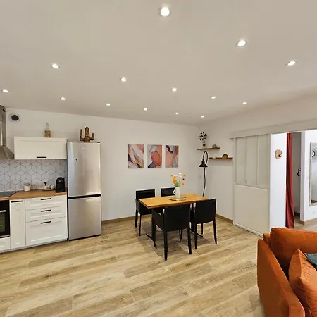 Holiday home Le Petrus *